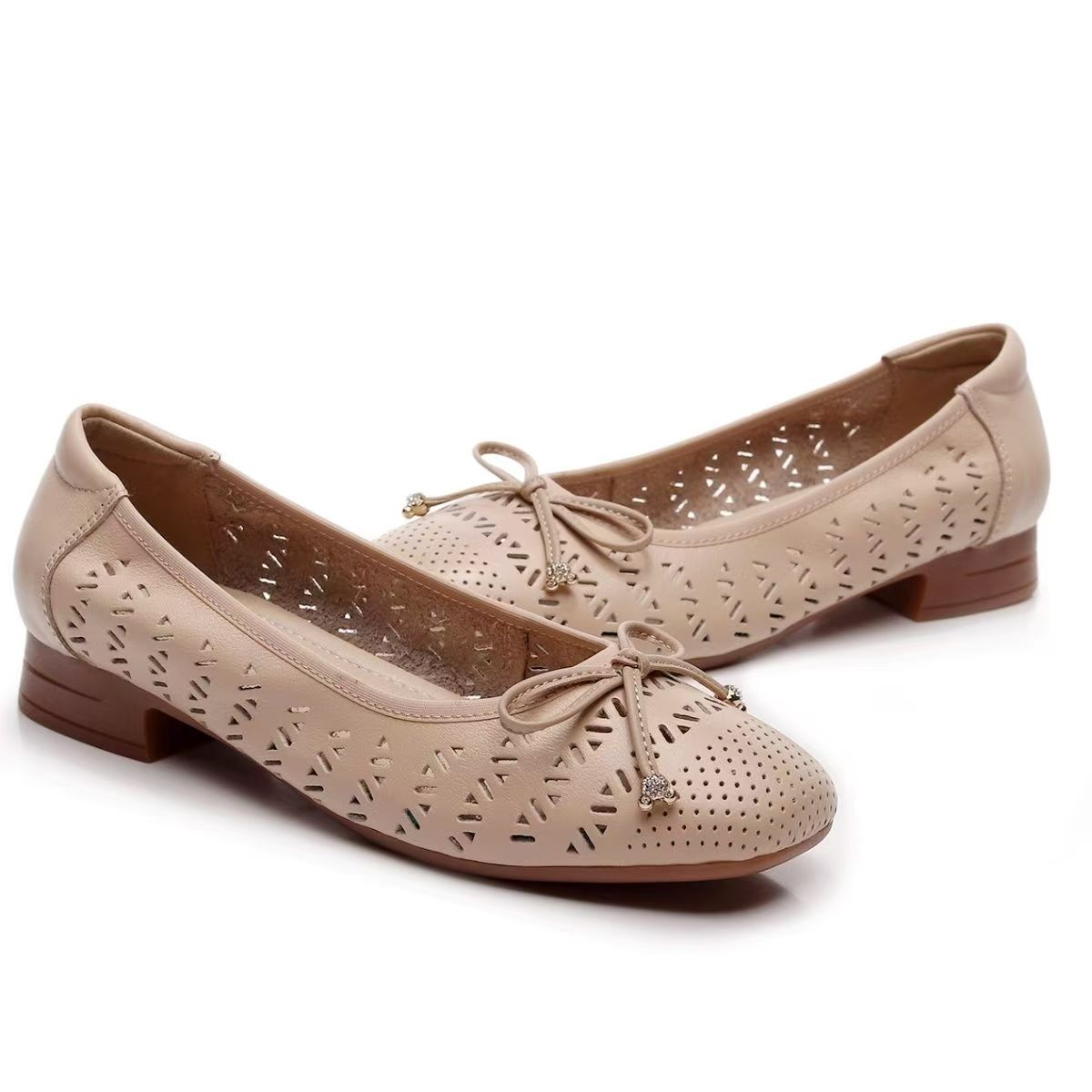 Women's Genuine Leather Hollow - огляд і ціна Casual Sandal Leather